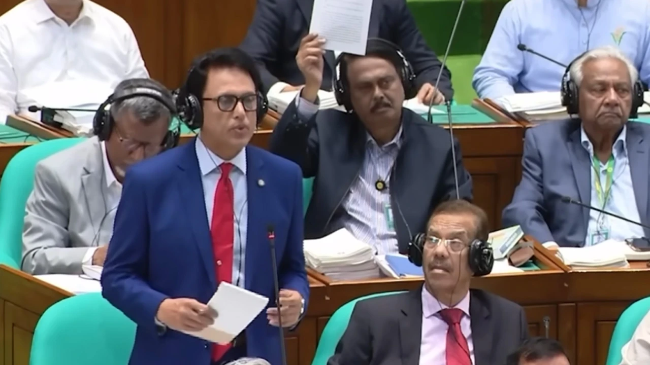 মাদ্রাসায় চালু হচ্ছে কারিগরি ট্রেড কোর্স: শিক্ষামন্ত্রী