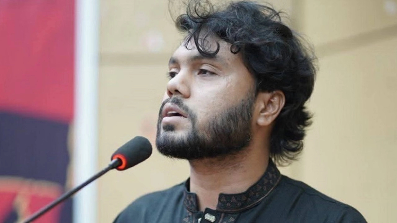 সিঙ্গাপুর জেনারেল হাসপাতালে পৌঁছেছেন হাদি