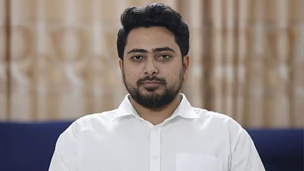 জুমার পরে শাহবাগের অবস্থান কর্মসূচি স্থগিত: নাহিদ