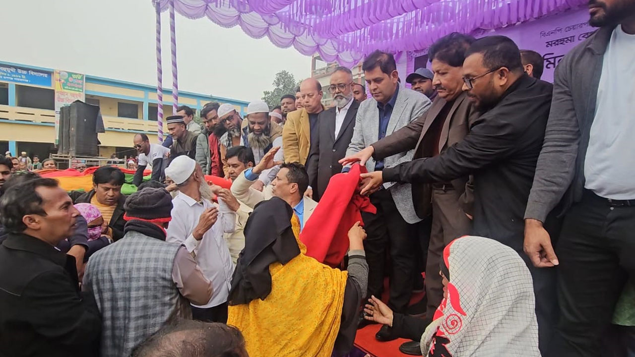 জুলুম-নির্যাতনের মাঝেও দেশ ছাড়েননি খালেদা জিয়া : দিপু