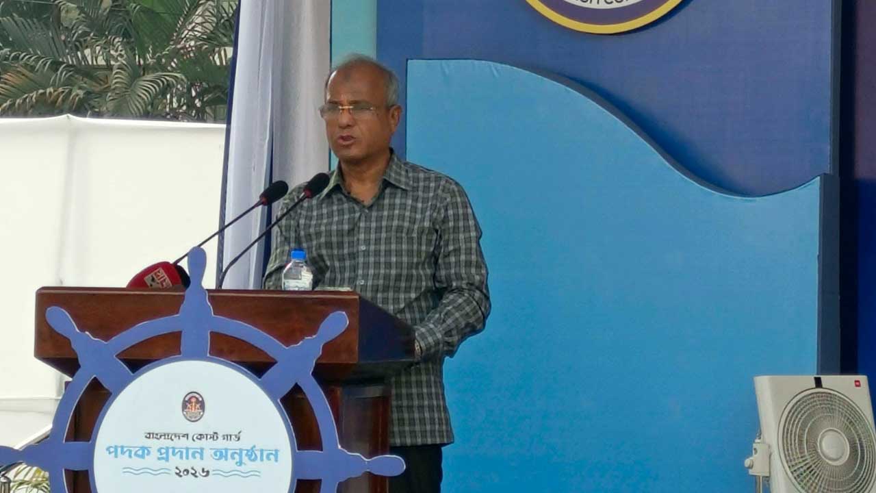 আইনশৃঙ্খলা বাহিনীর সদস্যরা রাজনৈতিক এজেন্ডায় জড়িত হলে বিভাগীয় ব্যবস্থা