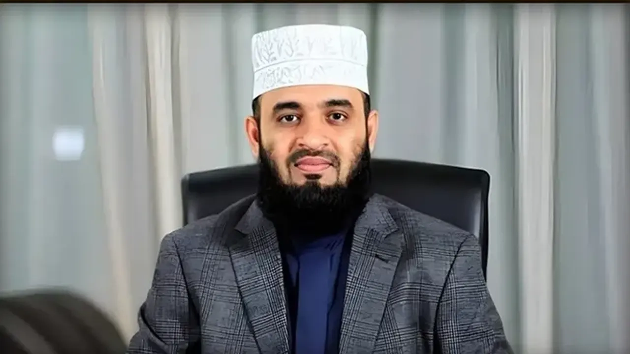 জাতীয় নির্বাচনে কাকে ভোট দিবেন জানালেন আজহারী