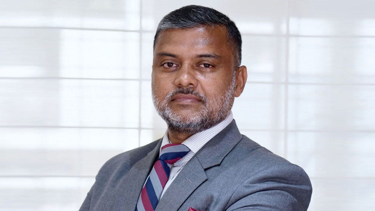 ধানের শীষের প্রার্থীকে বিজয়ী বলে অভিনন্দন জানালেন শিশির মনির