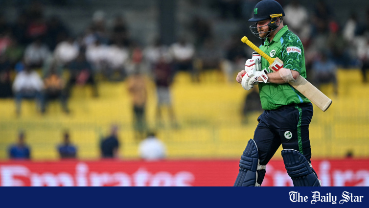 বিশ্বকাপ থেকে ছিটকে গেলেন আইরিশ অধিনায়ক স্টার্লিং