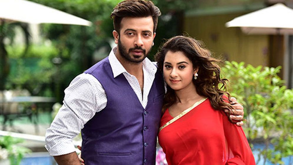 এবার শাকিবের সঙ্গে ডিভোর্স নিয়ে মুখ খুললেন বুবলী