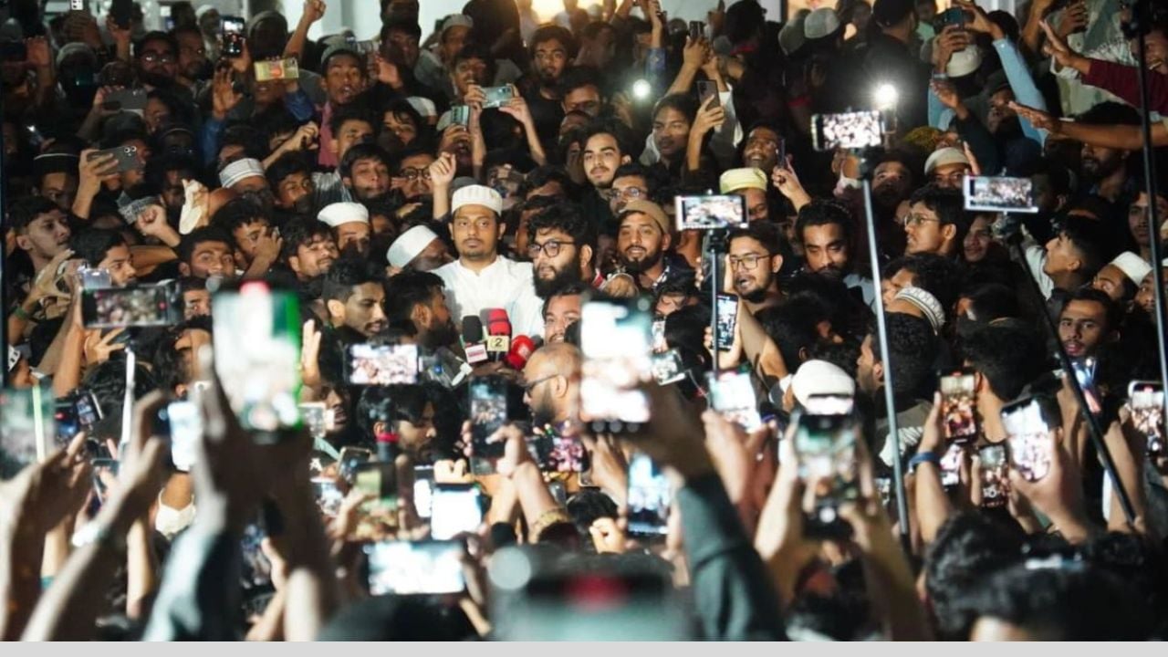 সিলেটে ‘হাদি’ স্লোগানে উত্তাল তরুণরা