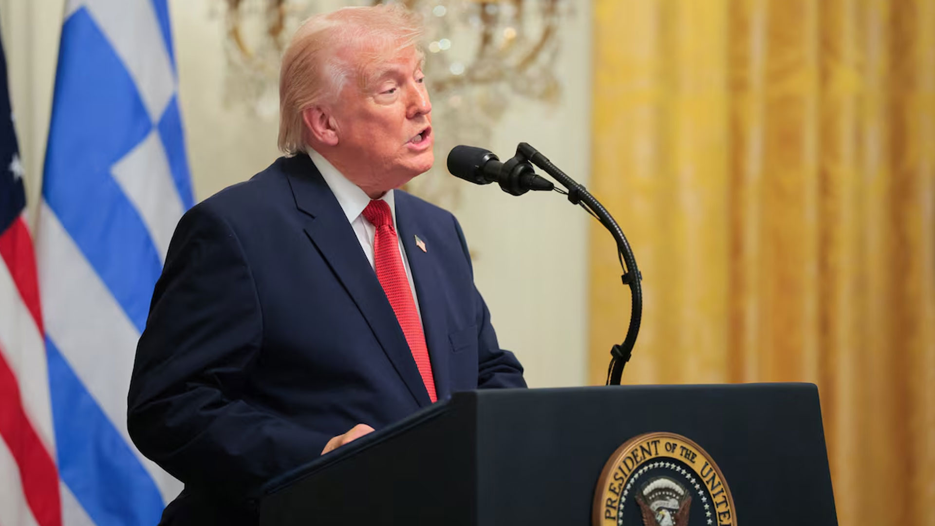 ইরানের জ্বালানি স্থাপনায় হামলা আরও ১০ দিন স্থগিত: ট্রাম্প