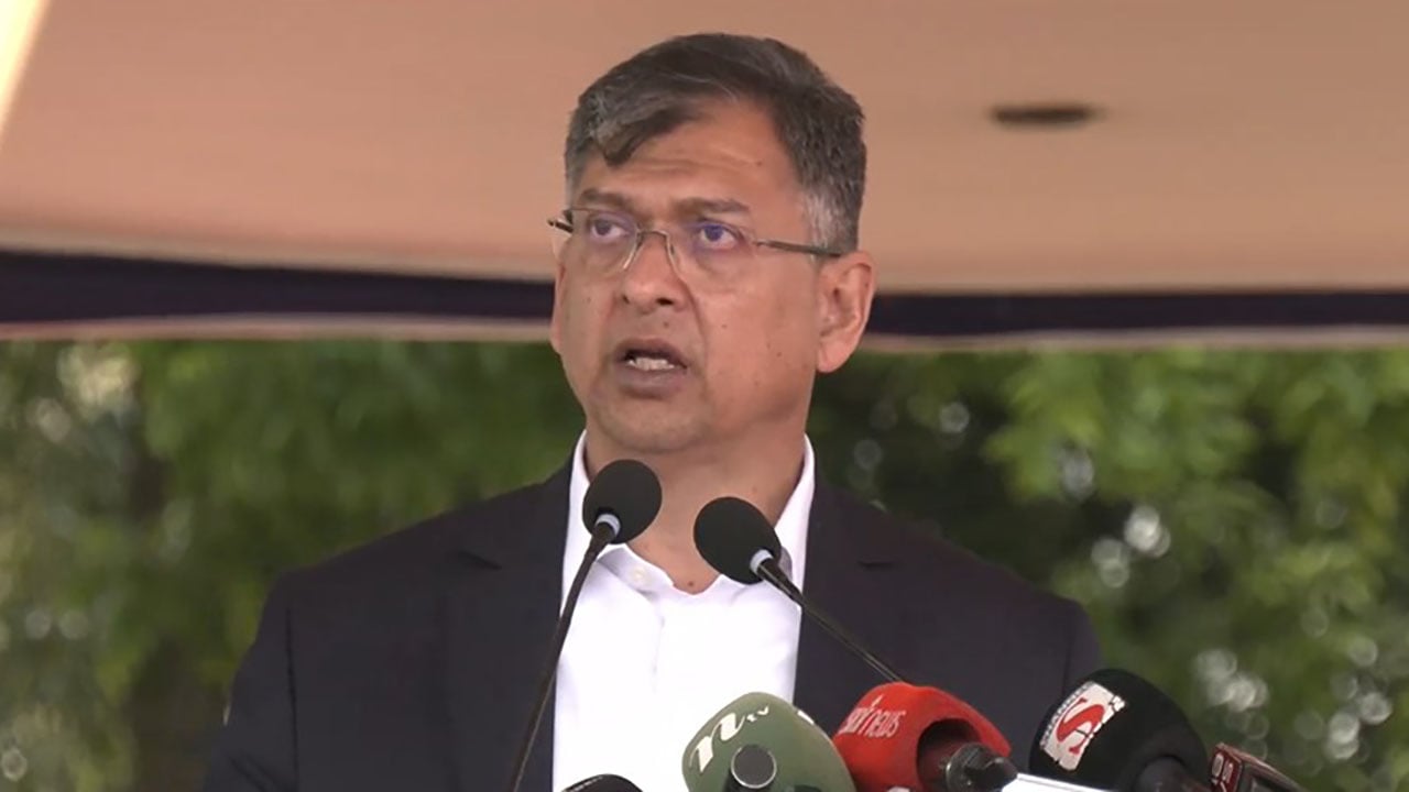 পুলিশ কোনো বিশেষ দলের লাঠিয়াল বাহিনী নয়, তারা হবে জনগণের বন্ধু